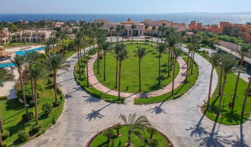 حديقة فندق كيلوباترا 