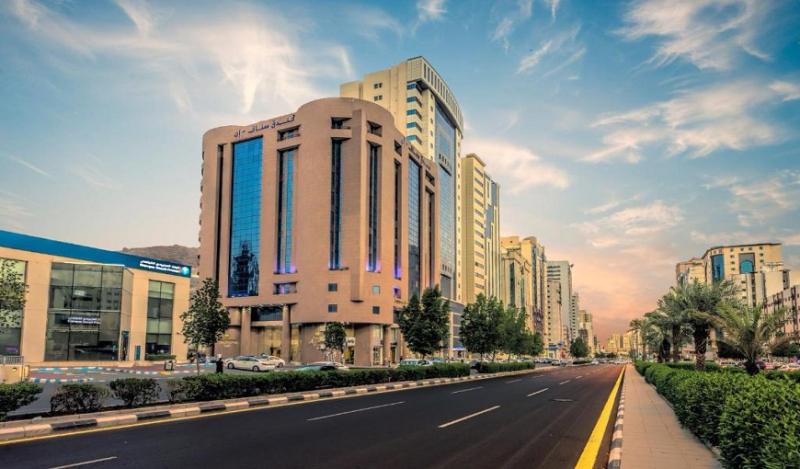 فندق سناف ان العزيزية