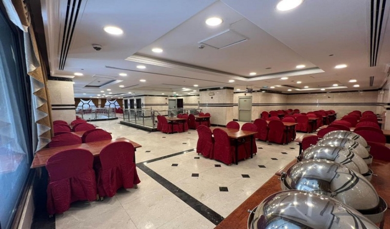 مطعم فندق اعمار طيبة