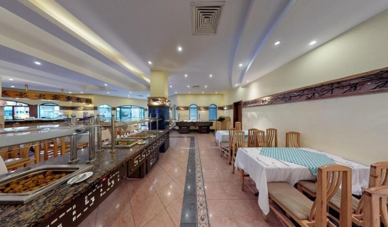  مطعم فندق فالكون هيلز