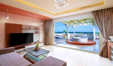 Pickalbatros Palace Suite
