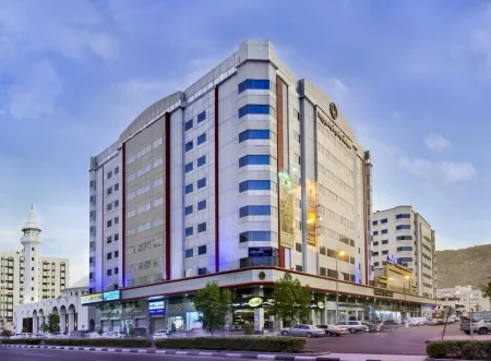 اقامة مريحة تجمع بين الموقع المميز والخدمات المتكاملة لتجربة لا تُنسى في فندق كونكورد مكة بمكة المكرمة