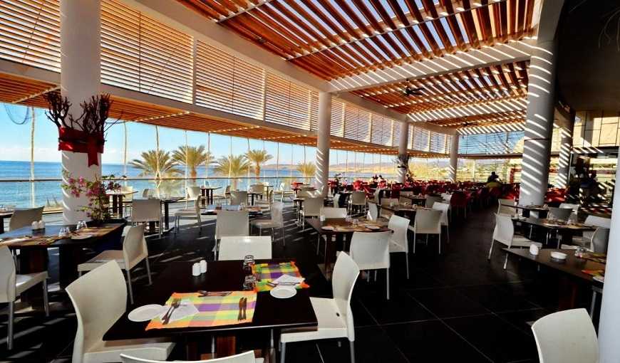 Reef Oasis Blue Bay Hotel Restaurant