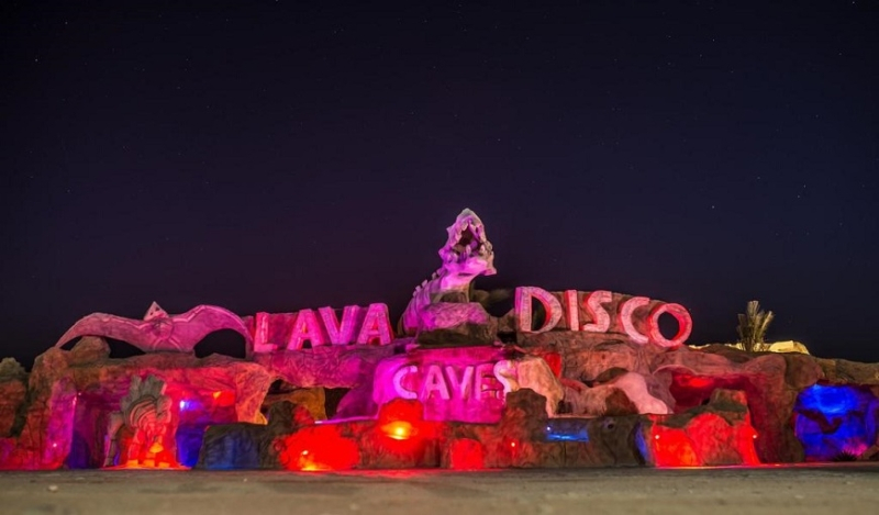 Caves Beach Resort Disco