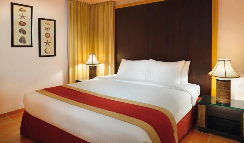 Mövenpick Resort Al Nawras Single Room