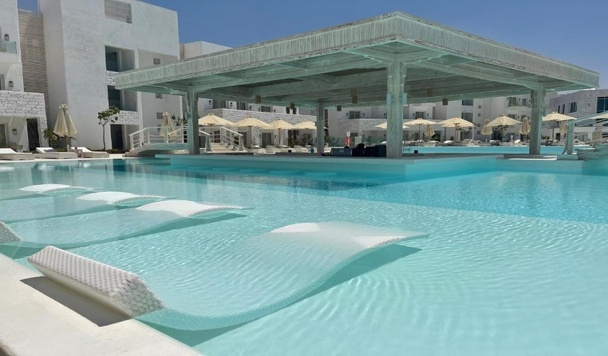Tanoak Resort Pool
