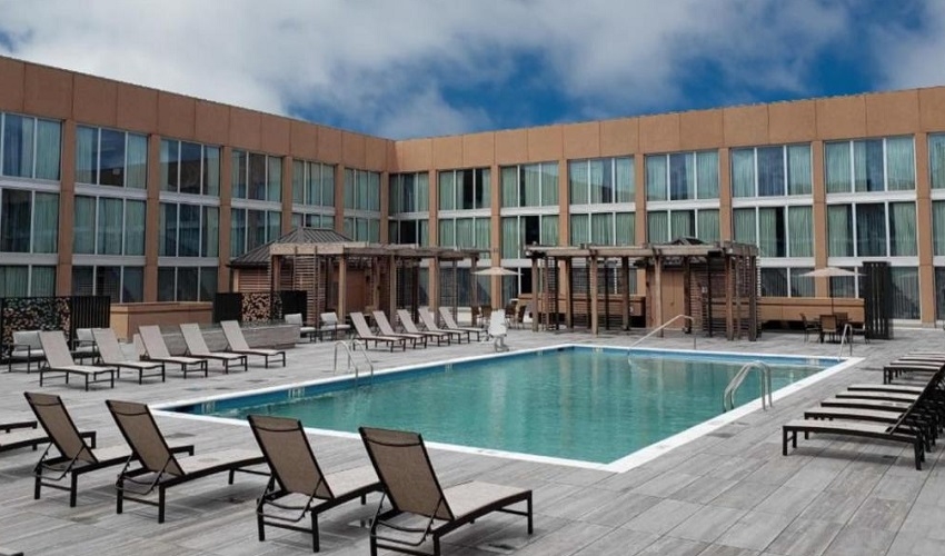 Hilton Washington DC National Mall The Wharf Pool Hilton Washington DC National Mall The Wharf Pool