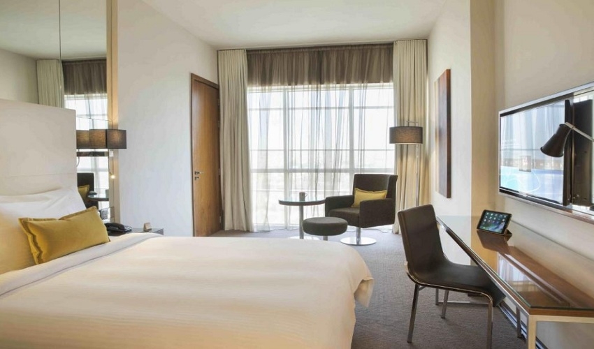 Centro Waha By Rotana Single Room