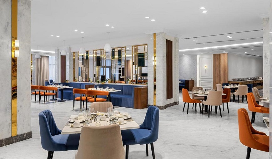 Crystal Lotus Luxury Palace Restaurant