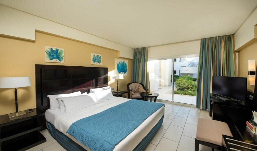 Reef Oasis Blue Bay Hotel Room