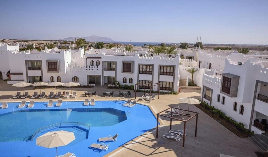 Mazar Hotel Pool