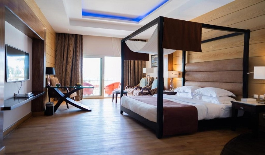 Royal Savoy Hotel Room