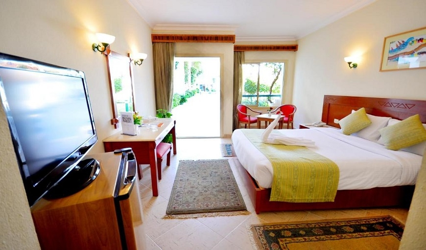 Falcon Hills Hotel Single Room