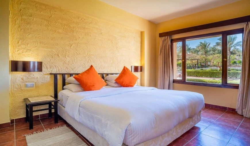 Tamra Beach Hotel Room
