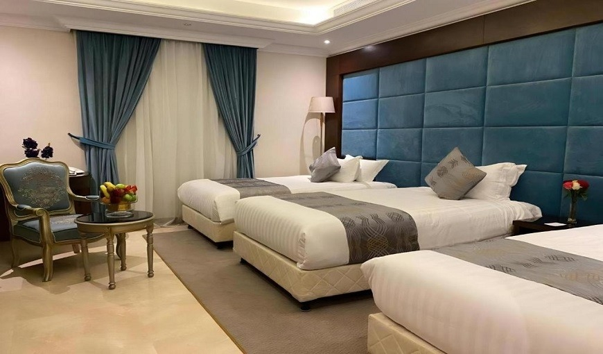 Three Points Al Salama Triple Room