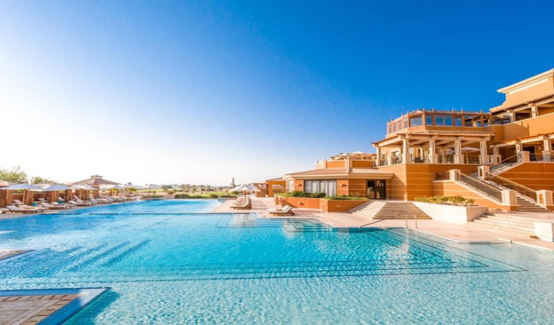 The Cascades Hotel  Pool