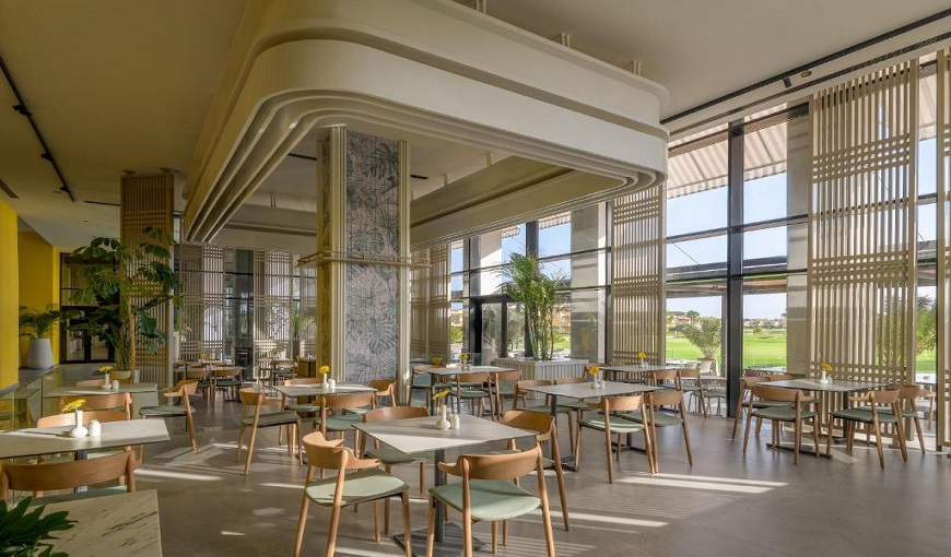 The G Einbay Restaurant