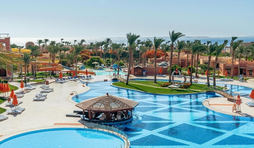 Nubian Village Aqua Pool