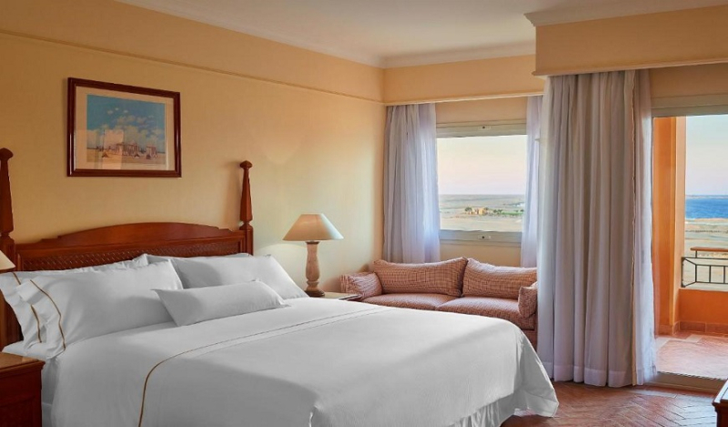 The Cascades Hotel Single Room