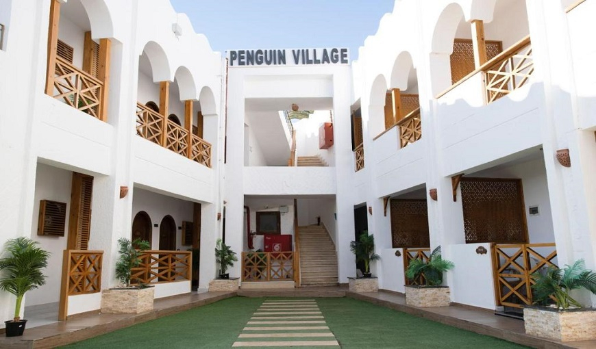 Penguin Hotel