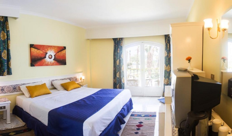 Lotus Bay Resort Single Room