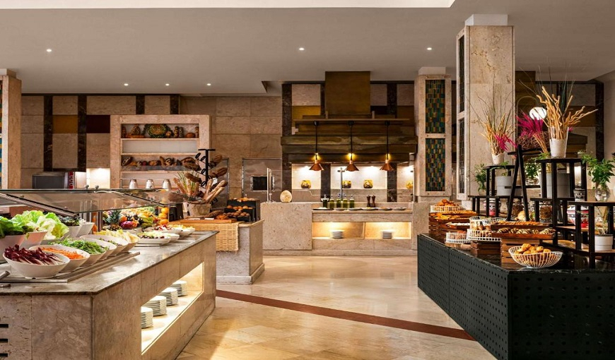Movenpick Resort And Spa Food