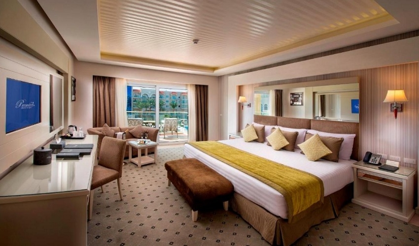 Premier Le Reve Hotel & Spa Room