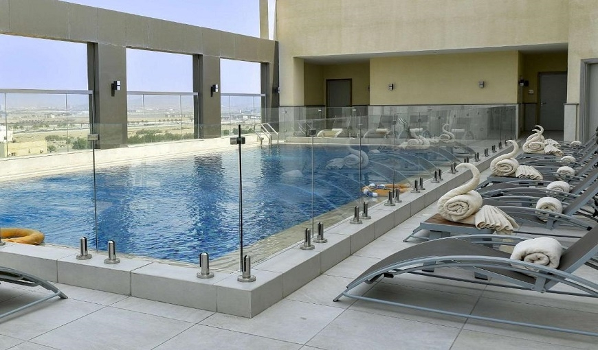 Clarion Hotel Jeddah Airport Pool Clarion Hotel Jeddah Airport Pool
