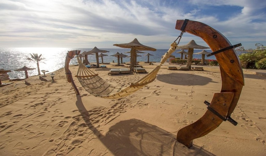 Monte Carlo Sharm Resort  Beach