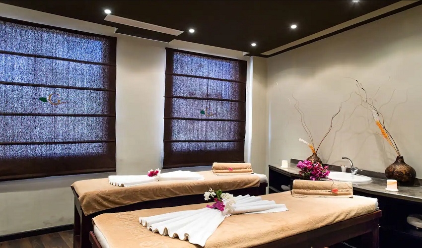 Golden Paradise Aqua Park Massage Room