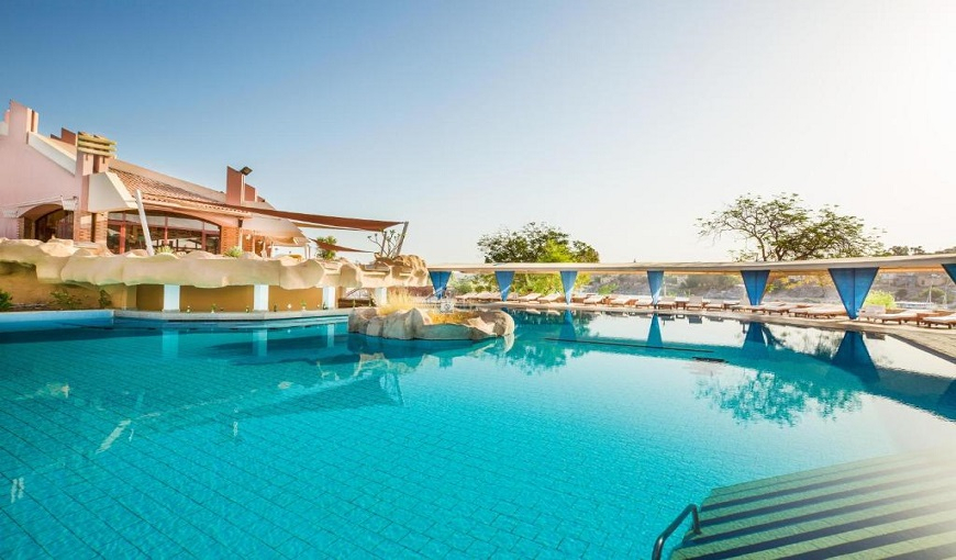 Pyramisa Island Hotel Aswan  Pool