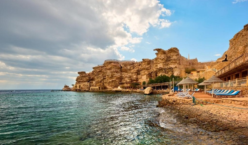 Dreams Beach Hotel Beach