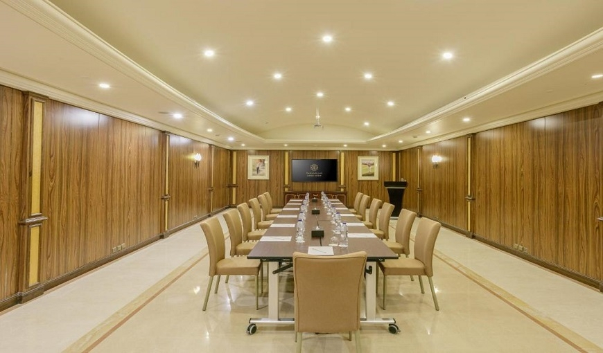 Sunset Jeddah Meeting Room