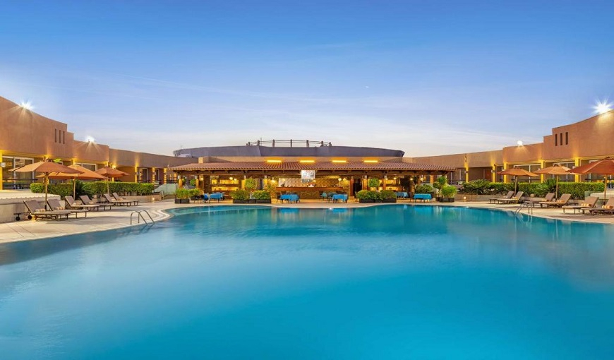 Hilton Alexandria Green Plaza Hotel Pool