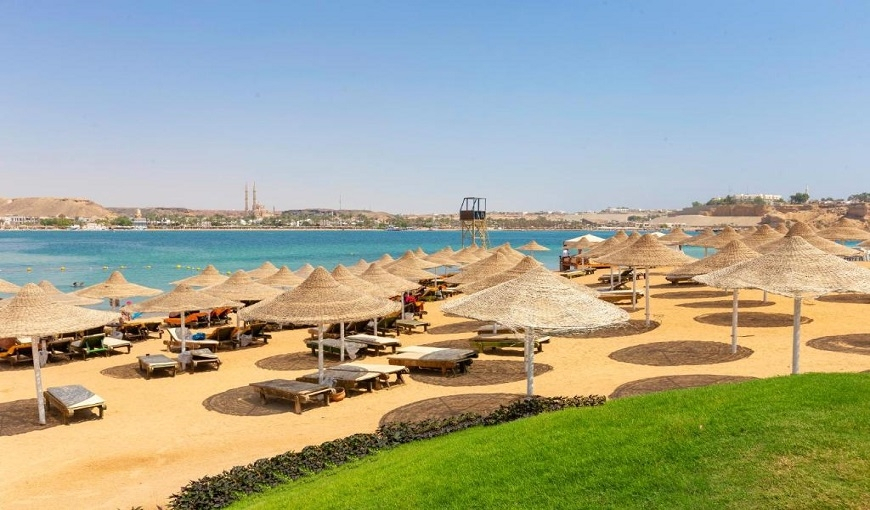 Xperience St George Hotel Beach