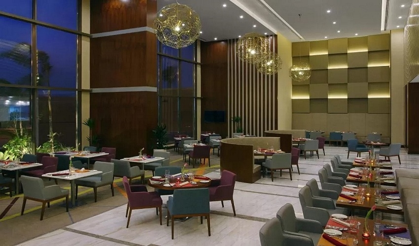 Holiday Inn Jeddah Gateway Restaurant