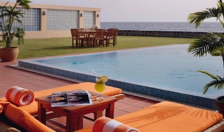 Mövenpick Resort Al Nawras Jeddah Pool