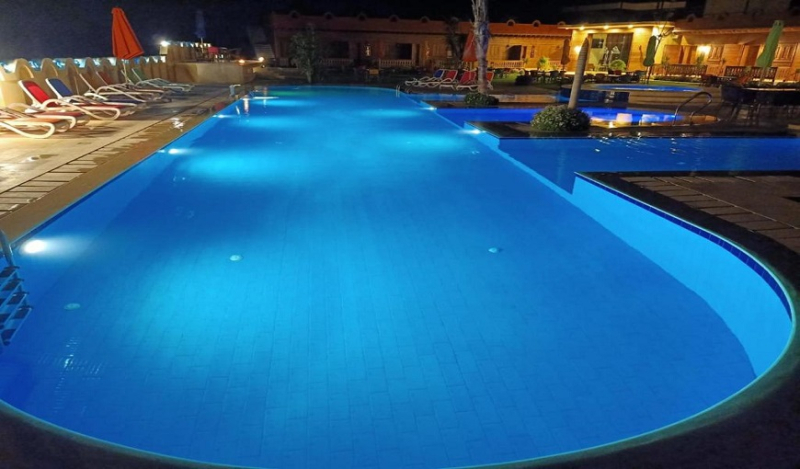 Tunis Pyramids Hotel Pool